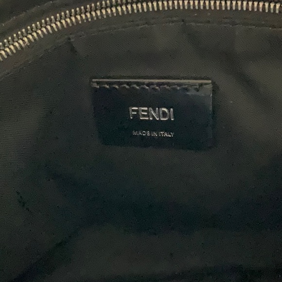 SOLD // Authentic FENDI leather Side Bag Light grey/yellow - Picture 3 of 10